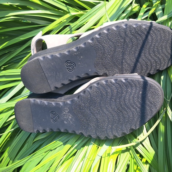 Clarks Women's Caddell Bright Wedge Sandal Sz8 - Picture 6 of 6